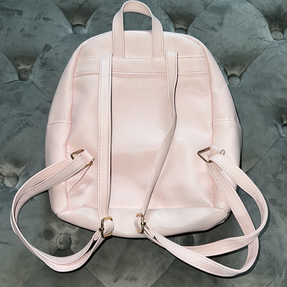 Small backpack - Picture 2 of 3